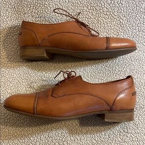 Brown leather Madewell oxfords in great condition